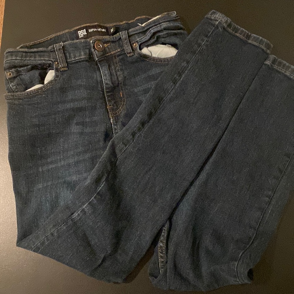 Dark blue super skinny jeans